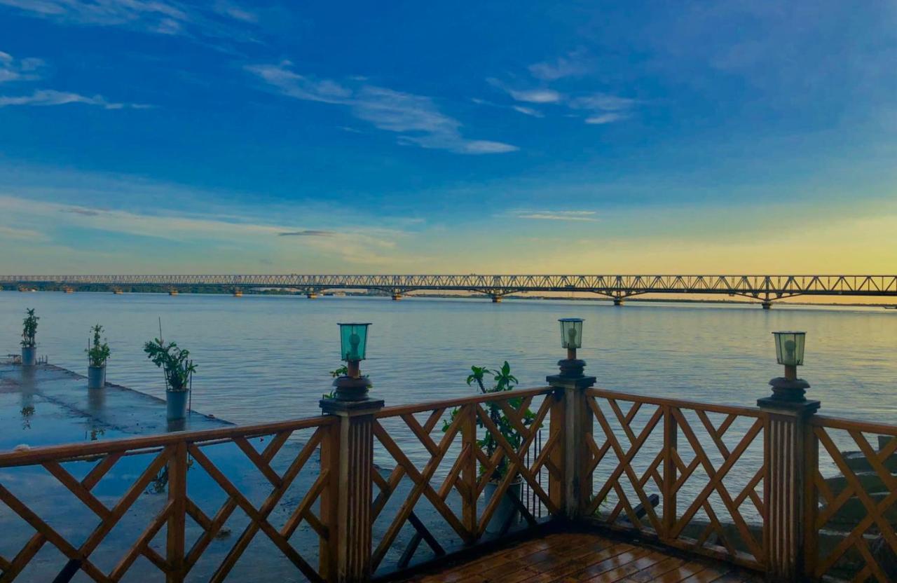 Excel River View Rangun Kültér fotó